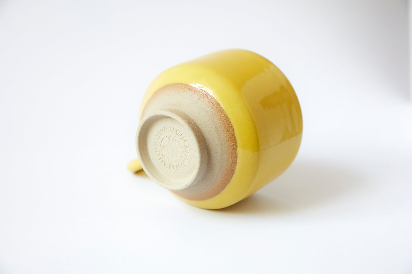 Vertical Mug Yellow