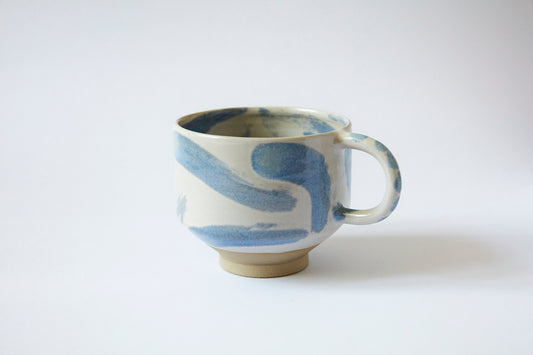 Vertical Mug Blue On White