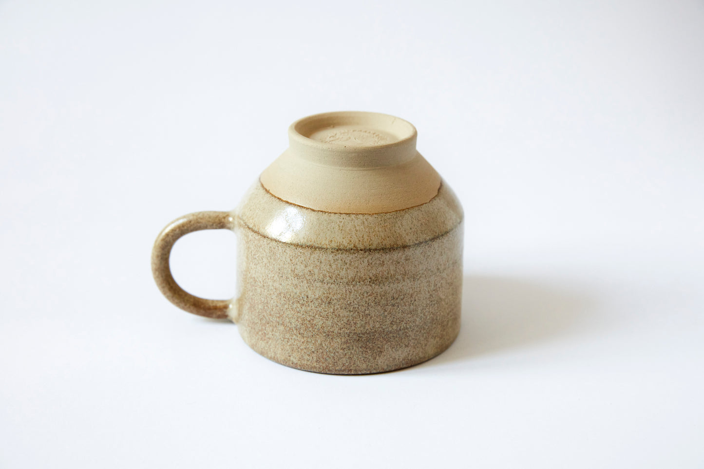 Vertical Mug Khaki Brown